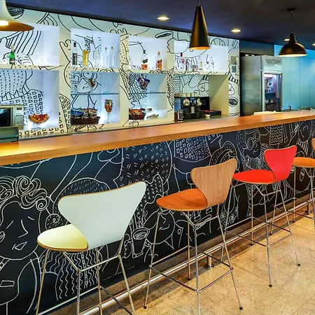 Ibis 3*