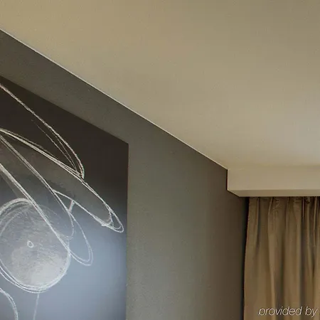 Ibis Szálloda 3*